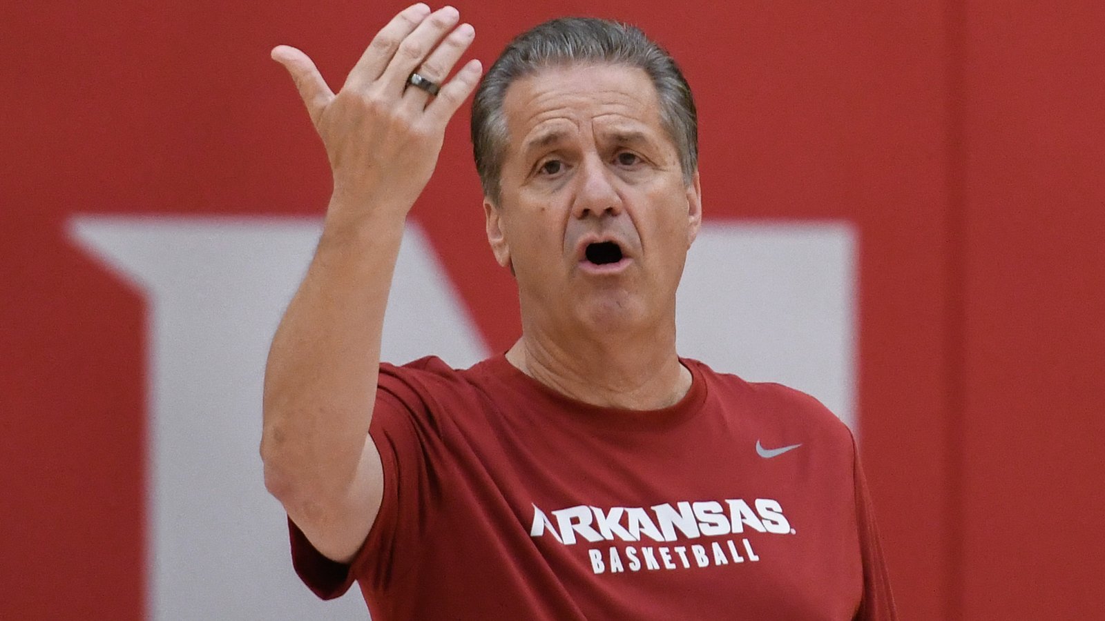 070925-John Calipari-Practice-andy-1 Arkansas Razorbacks coach John Calipari directing a practice at the Eddie Sutton Practice Court