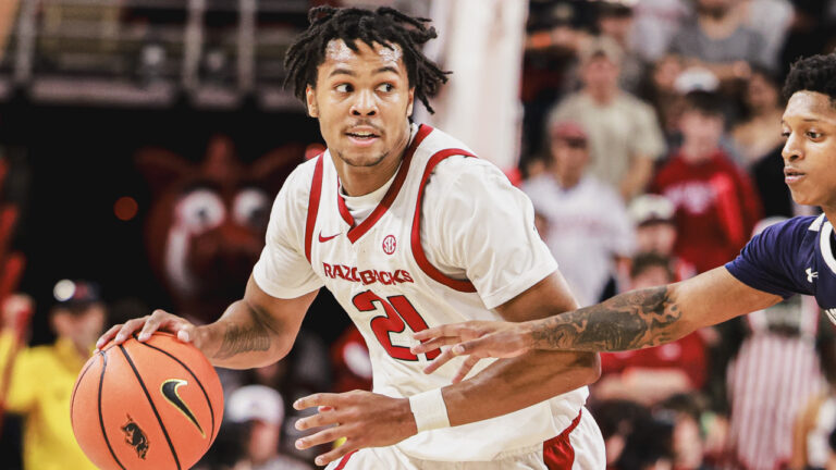Arkansas Razorbacks guard DJ Wagner looks inside against the Jackson State Tigers