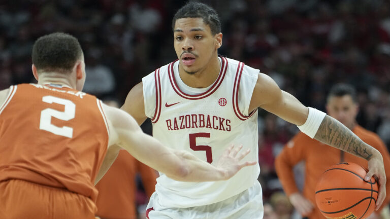 Razorbacks' Darius Acuff against Texas