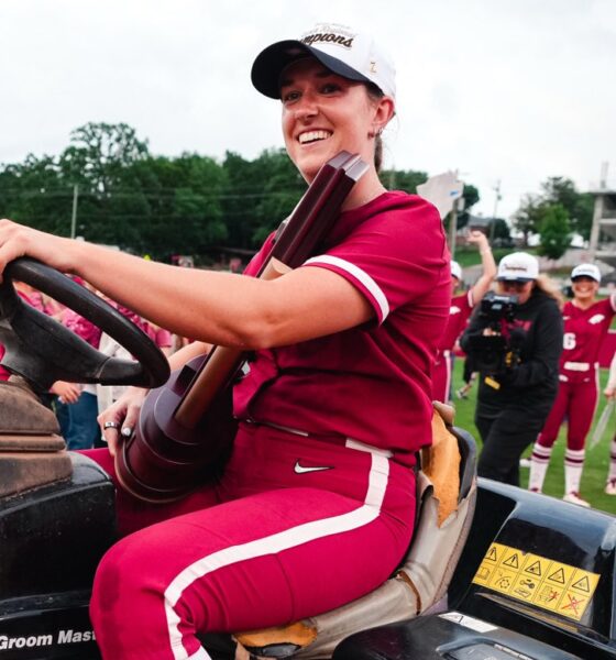 Arkansas celebrates its NCAA Super Regional and first-ever trip to the WCWS after beating Duke 10-2. | Arkansas Communications