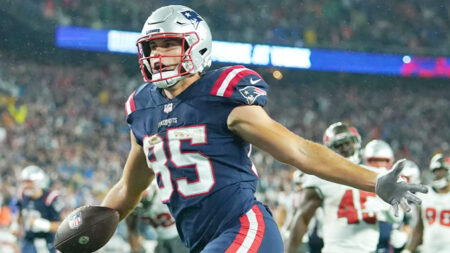 Former Razorback and New England Patriots tight end Hunter Henry