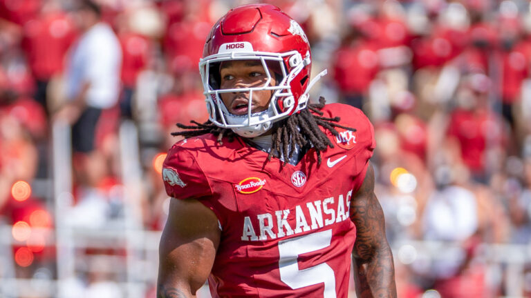 Arkansas Razorbacks running back Sutton Smith during game against North Alabama at Razorback Stadium