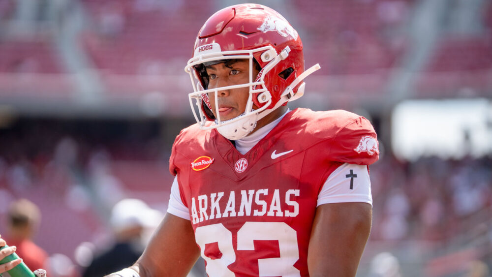 Arkansas Razorbacks tight end Jaden Platt during game against North Alabama at Razorback Stadium
