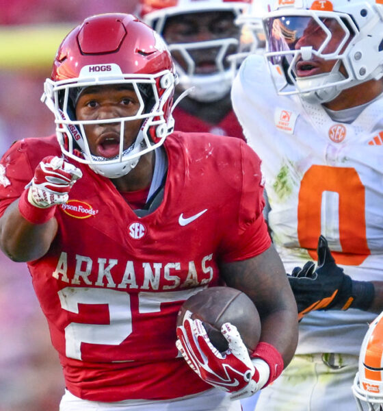 Arkansas Razorbacks running back Cam Settles against the Tennessee Volunteers at Razorback Stadium