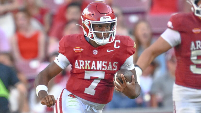 Arkansas Razorbacks quarterback KJ Jackson against the Tennessee Volunteers at game in Razorback Stadium