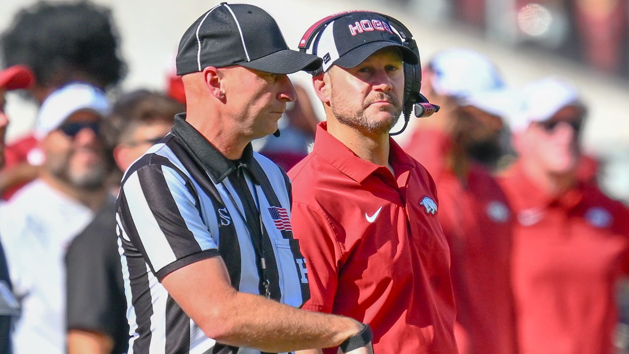 Arkansas Razorbacks coach Ryan Silverfield on the sidelines during game against the Tennessee Volunteers at Razorback Stadium