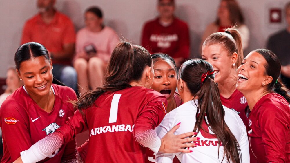 Arkansas volleyball in win over Alabama.
